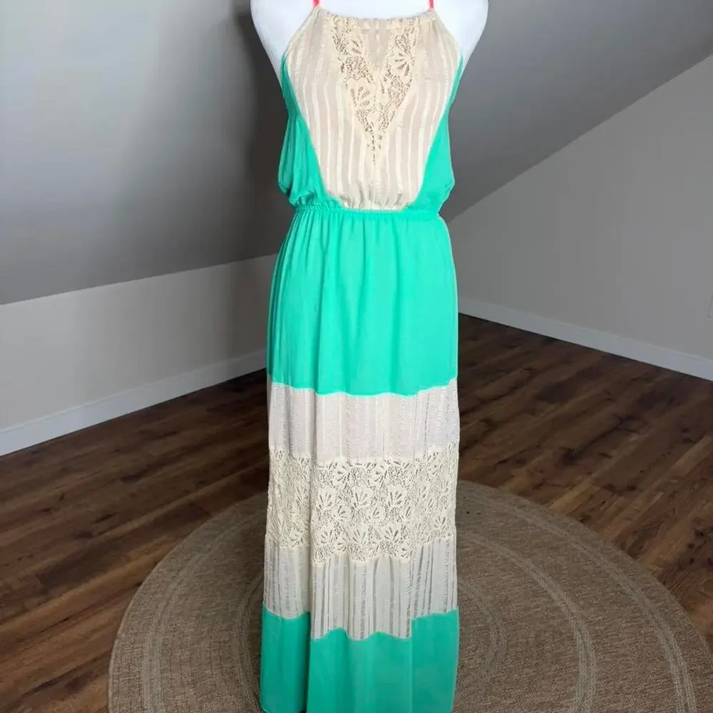 DejaVu Mint Green Lace Halter Maxi Dress Size M Boho Beachy Summer - Picture 2 of 7